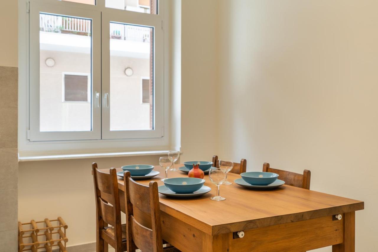 Apartment Charming 3bd Apt. Close To Metro